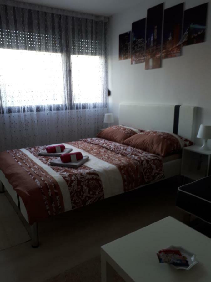 Studio Apartman Marija Zagreb Exterior foto